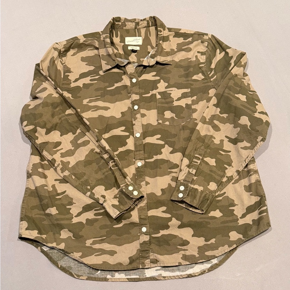 Women’s Universal Thread Button Down Shirt - SZ XXL - Camo EUC